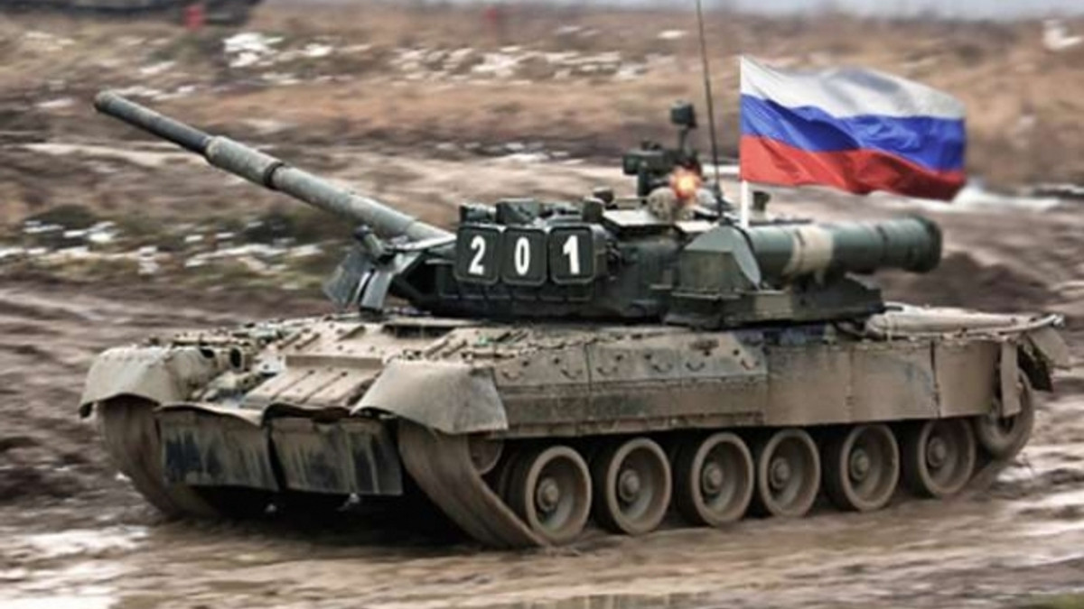 Названо кількість російських військових на Донбасі - фото 1