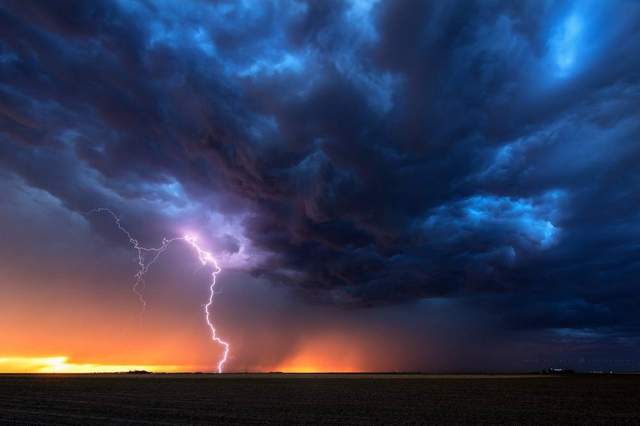 Американець показав неймовірні фото шторму - фото 137222