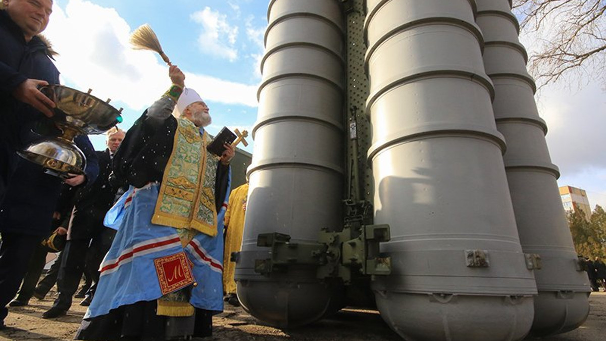 РосЗМІ опублікували фото комплексу С-400 в Криму - фото 1