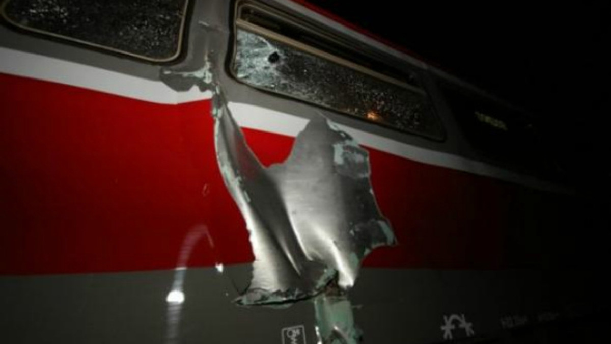 У Сербії зіткнулися потяги: є постраждалі - фото 1