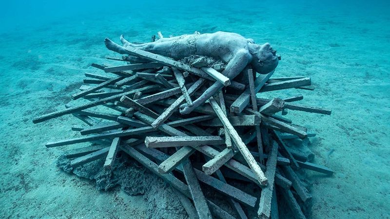 Відкрився перший у світі підводний музей: неймовірні фото