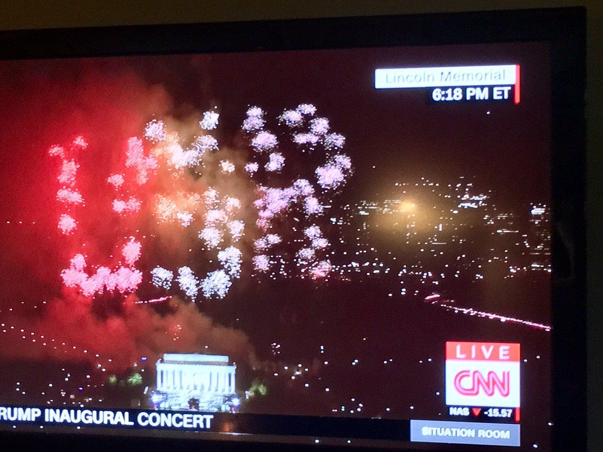 Сполучені Штати Росії: У мережі відреагували на салют Трампа