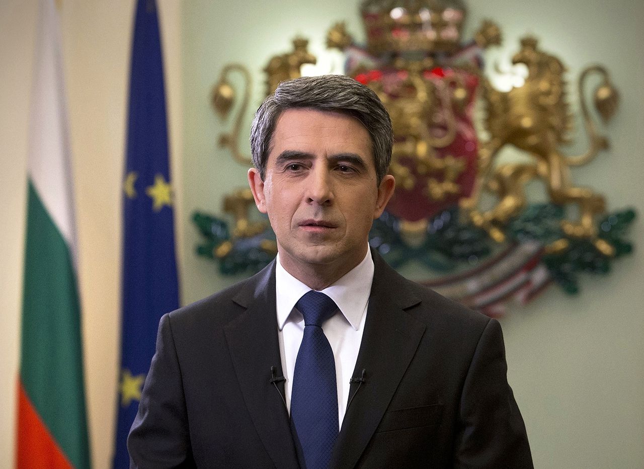 Президент Болгарії порадив наступнику задуматися над питанням належності Криму