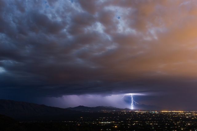 Американець показав неймовірні фото шторму - фото 137235