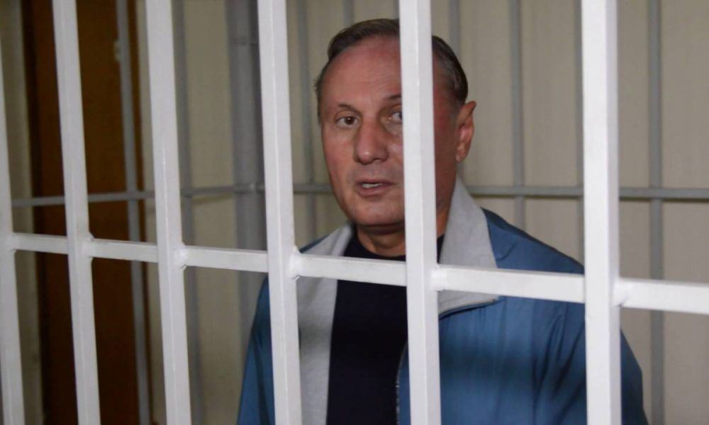 Єфремова конвоювали в Луганську область