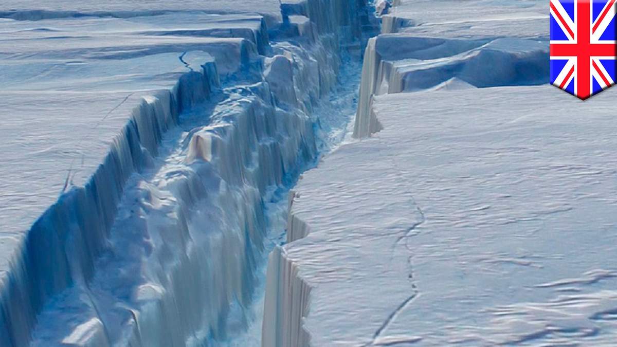У мережі показали відео гігантської тріщини в Антарктиді - фото 1