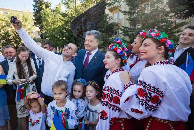У Порошенка показали найкращі фотографії 2016 року- фото 131791