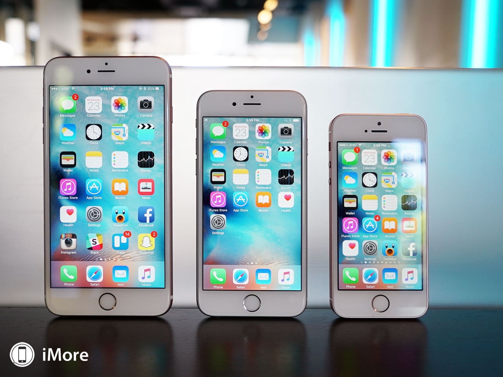 На eBay розбирають "халявні" iPhone