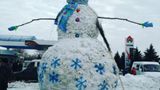 На Одещині зліпили гігантського сніговика