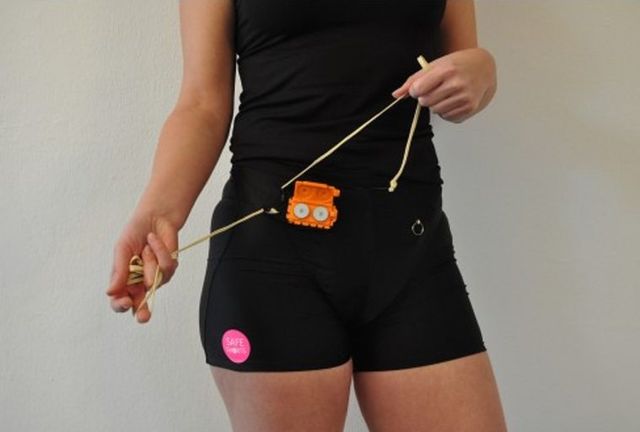 У Німеччині створили нижню білизну із сигналізацією - фото 135467