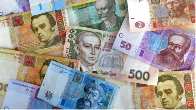 НБУ зміцнив курс гривні