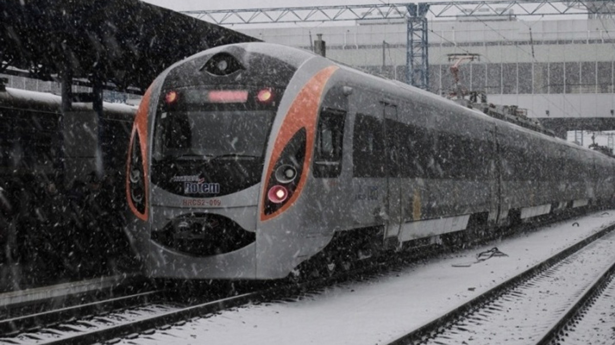 Укрзалізниця запустить нові потяги в три країни ЄС - фото 1
