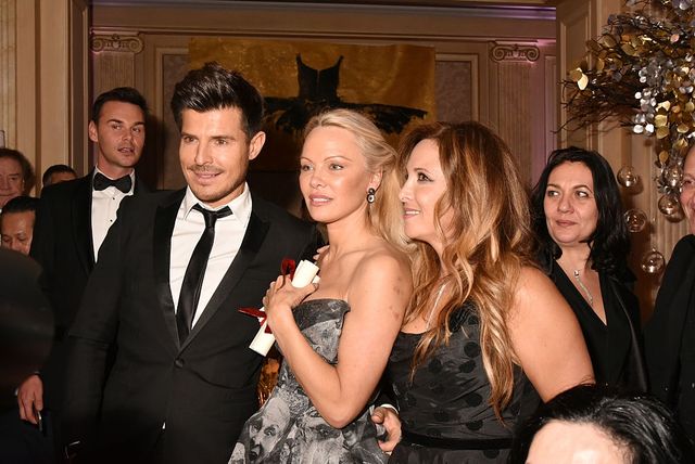 "Рятувальниця Малібу" Памела Андерсон вразила фанів зміною іміджу - фото 140540