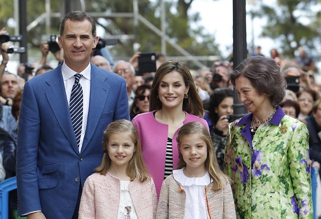 Вишукана розкіш: як живуть королівські сім'ї XXI століття - фото 141293