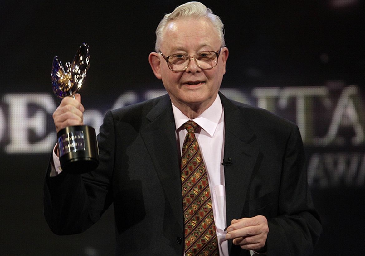 Помер фізик, який отримав Нобелівську премію за винахід МРТ