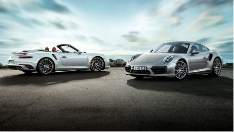 Німець облаштував для свого Porsche окрему кімнату в будинку