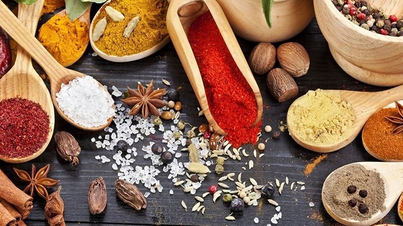 13 колоритних українських слів, незамінних на кухні