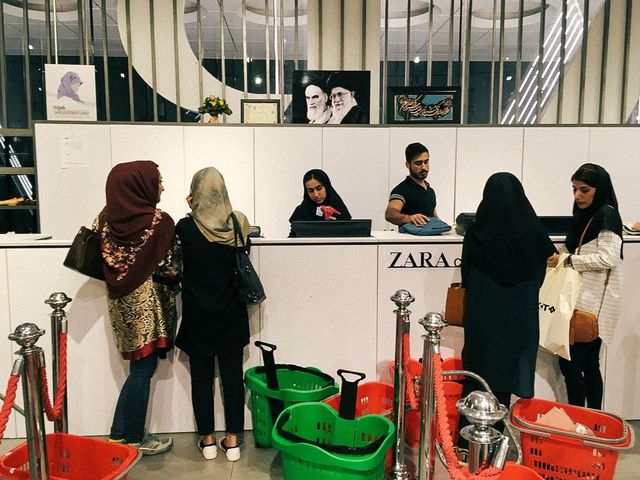 Як виглядає сучасний Іран зсередини: вражаючі фото - фото 145342