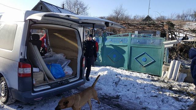 Волонтер показав жахливі наслідки нового обстрілу Авдіївки - фото 143282