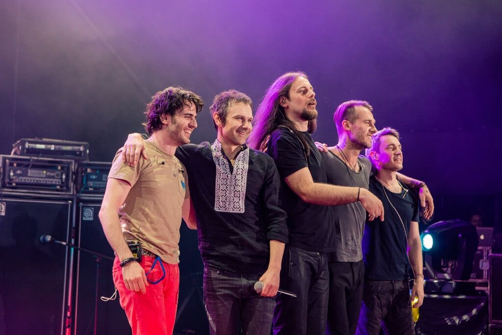 Яка доля найсильніших? Вакарчук прокоментував хвилю еміграції з України