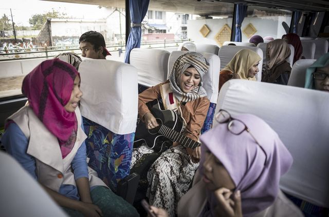 Як виглядають мусульманські конкурси краси: ефектні фото - фото 145780