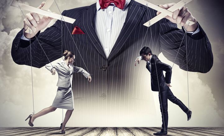 Вони поруч! Як розпізнати справжнього маніпулятора: 9 ознак