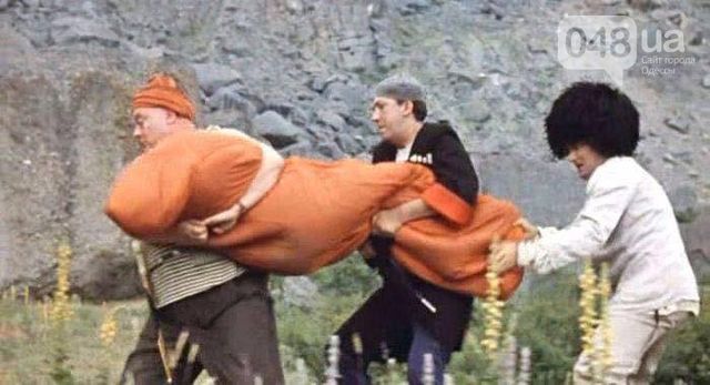 Іронія дня: Врятували рядового Гончаренка - фото 145998