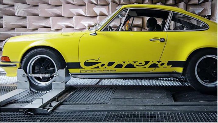 ТОП-5 спорткарів Porsche з найбільш "соковитим" вихлопом