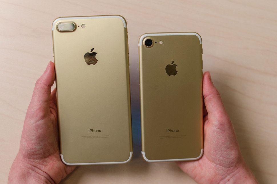 Власники iPhone 7 виявили новий дефект: з'явилися фото