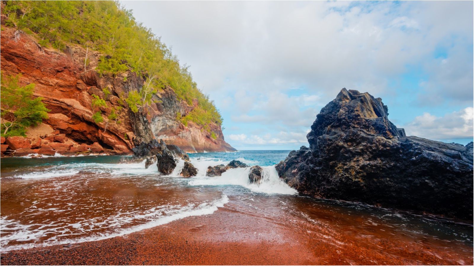 Краса природи: як виглядає найекзотичніший пляж у світі
