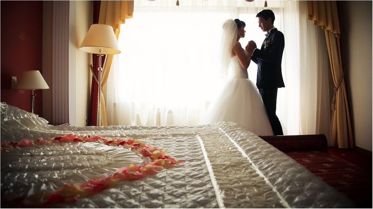 Експерти пояснили, як одруження впливає на секс