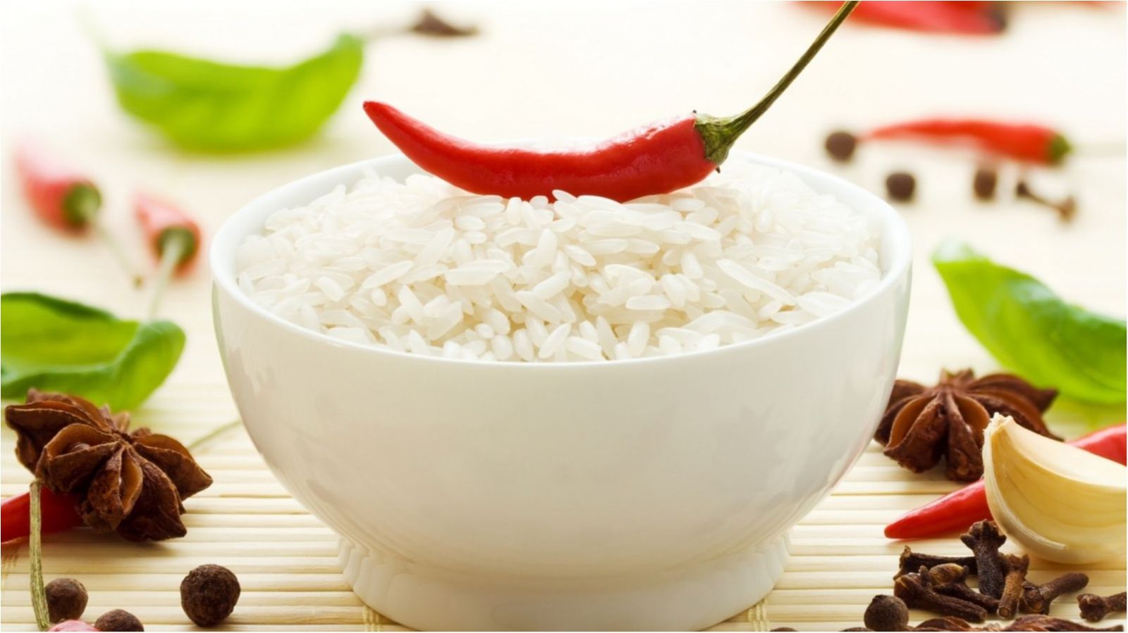 Господині, увага! Погано приготований рис виділяє отруту