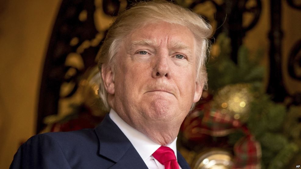 У Білому домі розповіли, що Трамп в курсі подій на сході України