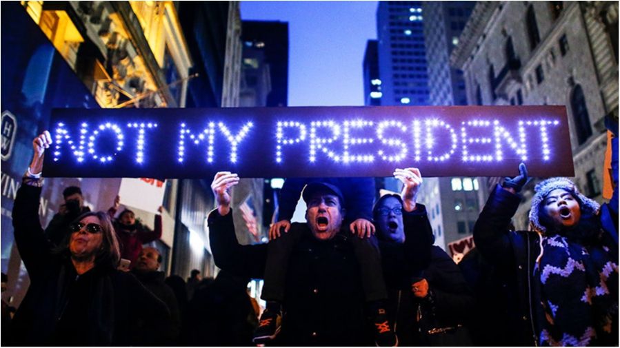 Not My President: У Детройті призупинили скандальний указ Трампа