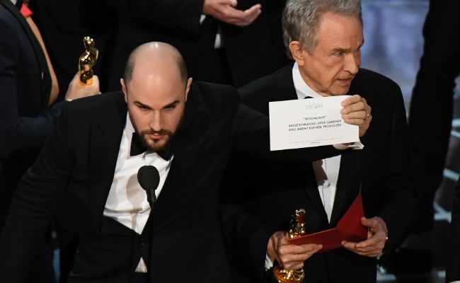 PwC вибачилася за помилку на врученні "Оскара" - фото 1