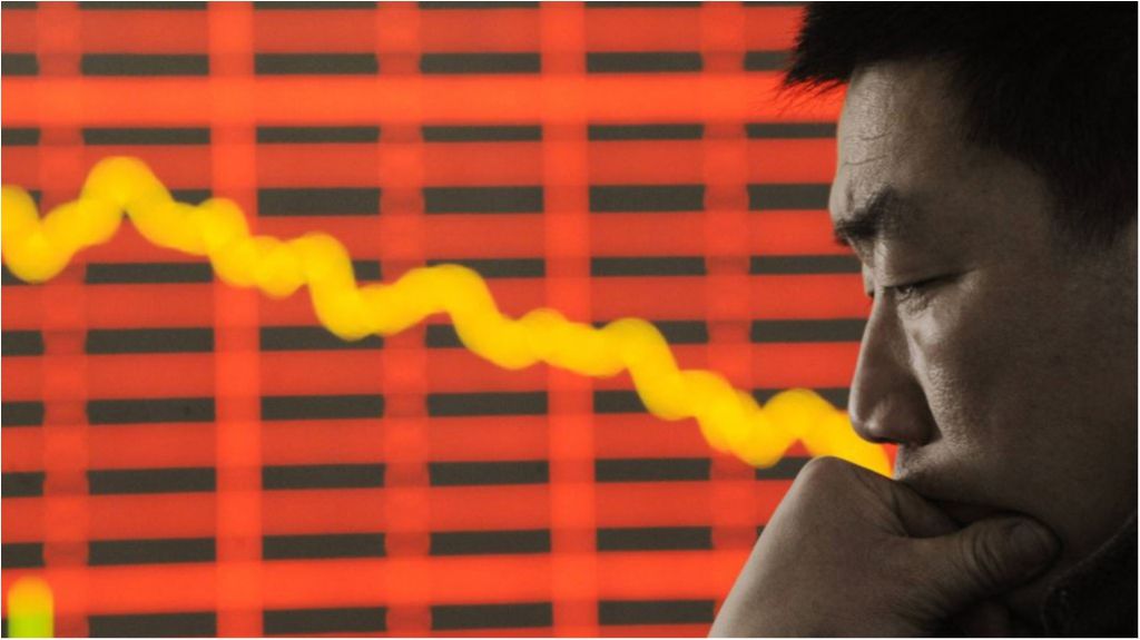 Круте піке: обсяг валютних резервів Китаю рекордно впав