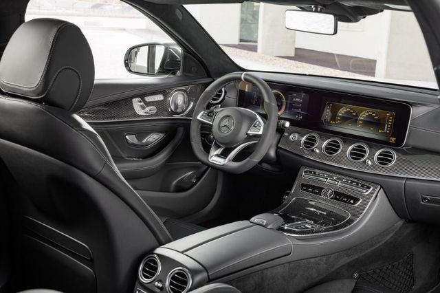 Ще більше потужності: представлено новий Mercedes-AMG E63 S - фото 139749