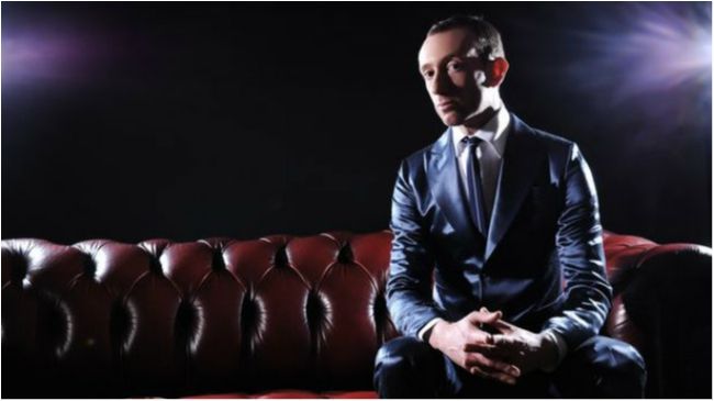 Британець створив додаток для знайомств, де з усіх чоловіків доступний тільки він