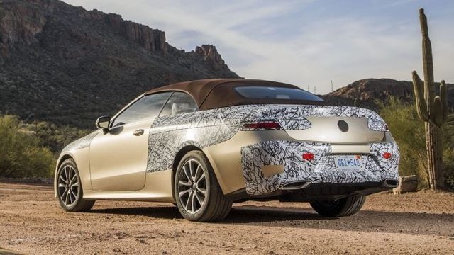 Як виглядає новий кабріолет Mercedes-Benz E-Class: ефектні фото - фото 146606