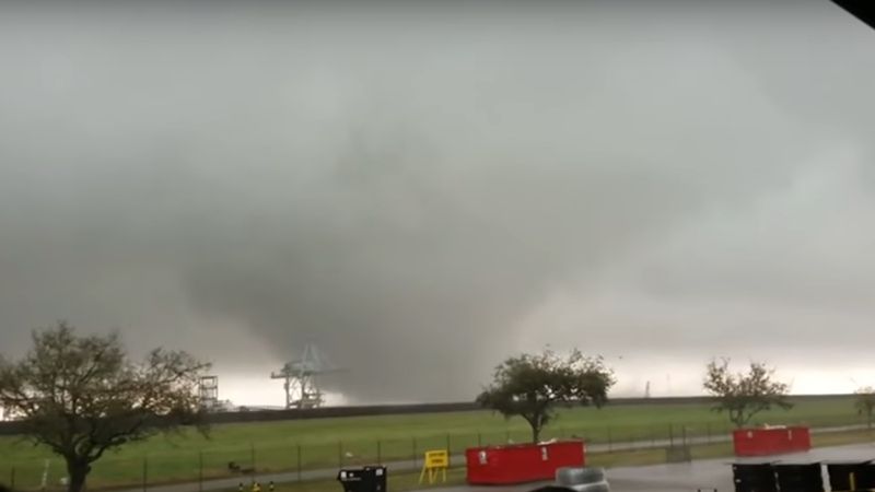 Ураган ледь не зніс найпотужніший комплекс NASA