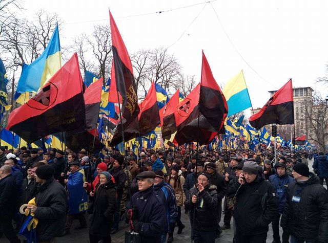 Як проходив Марш національної гідності в Києві: фоторепортаж - фото 145256