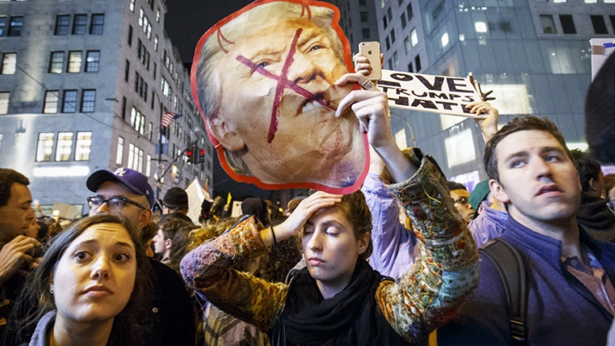протести про Трампа - фото 1
