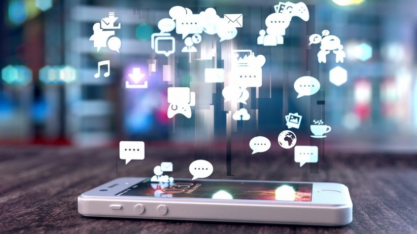 Якими фото не можна ділитися у соцмережах