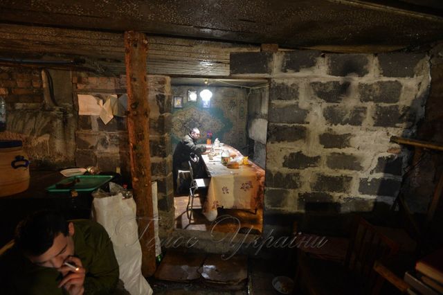 "Чорна бригада": як українські бійці тримають оборону під Авдіївкою - фото 142900