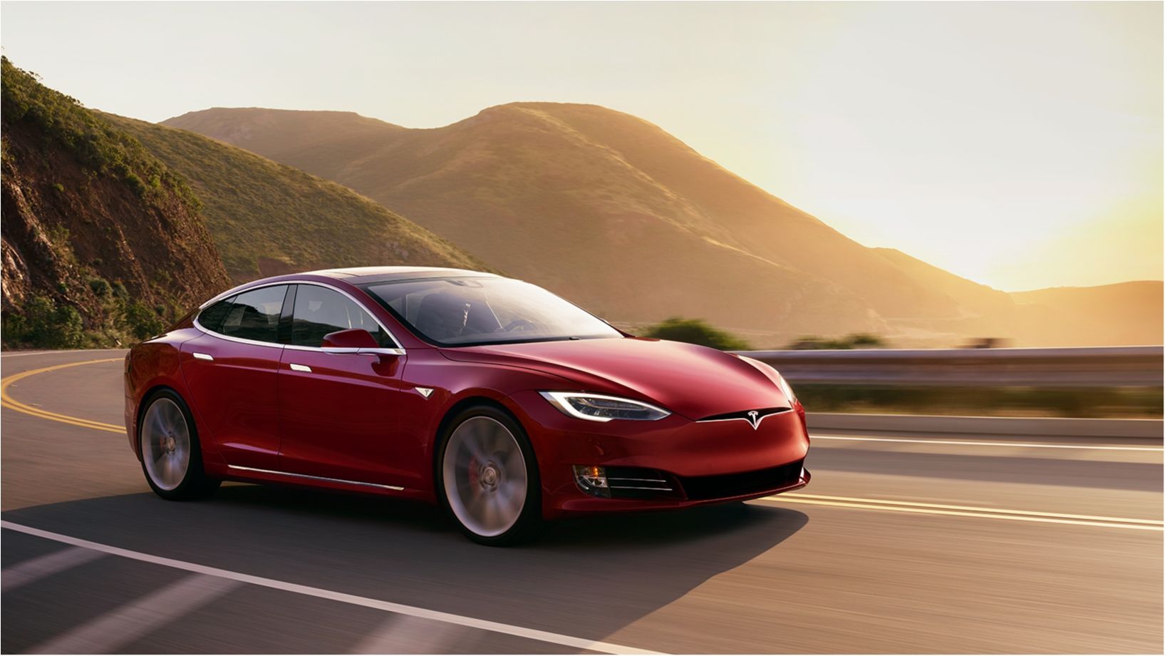 Скажена крихітка: Tesla встановила світовий рекорд часу розгону