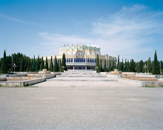 Як виглядає повсякденне життя в Узбекистані: ефектні фото - фото 142240