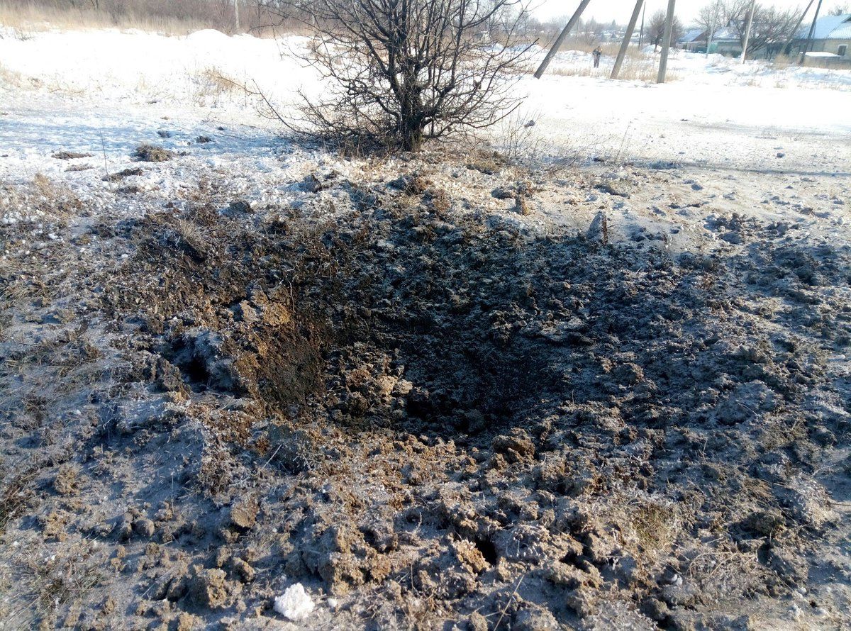 Опубліковані фото та відео наслідків нічного обстрілу Макіївки