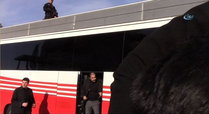 Ердоган допоміг врятувати свого охоронця з-під коліс автобуса: з'явилися фото