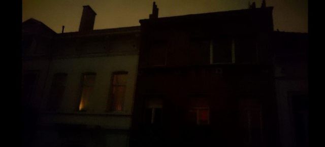 Брюссель раптово залишився без світла: з'явилися фото і відео - фото 141345