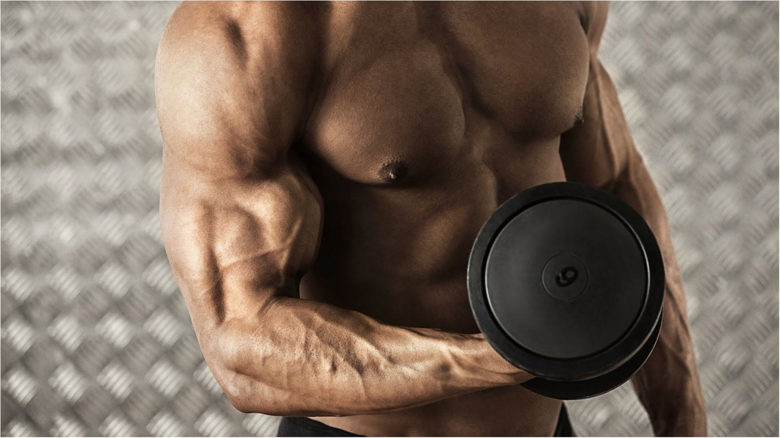 Не лінуйтеся! Як правильно виконувати вправи на трицепс